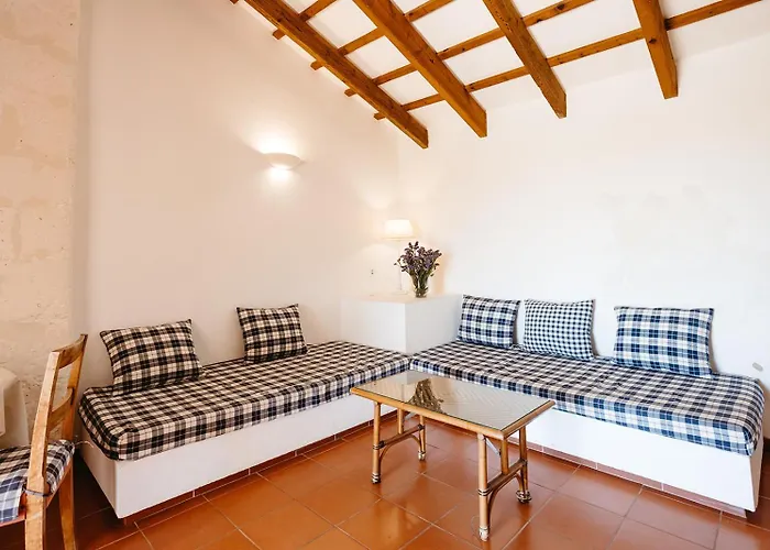 Son Triay Feriegård Ferreries